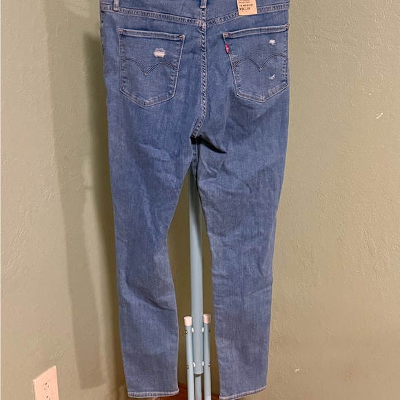 Levi's High Rise Distressed Blue Jeans Size 32 - Picture 3 of 8